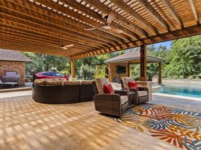 10 Holly Tree Lane, Spring TX 77373