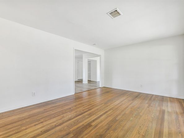 4414 Tavenor Lane, Houston TX 77047