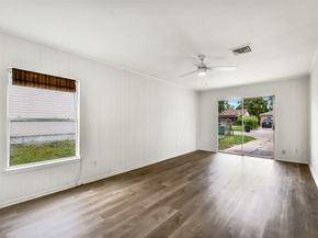 4414 Tavenor Lane, Houston TX 77047