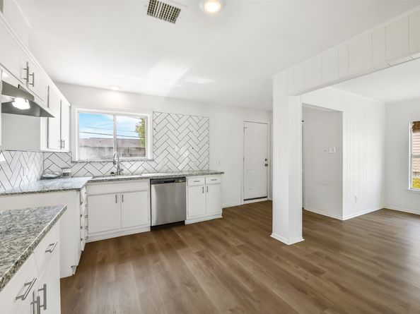 4414 Tavenor Lane, Houston TX 77047