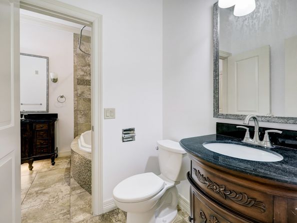 2510 Travis Street 202, Houston TX 77006