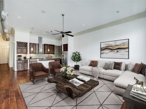 2510 Travis Street 202, Houston TX 77006