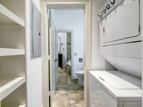 2510 Travis Street 202, Houston TX 77006