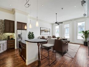 2510 Travis Street 202, Houston TX 77006