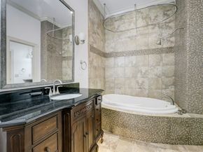 2510 Travis Street 202, Houston TX 77006