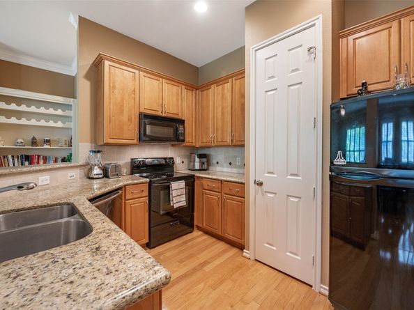 2400 Mccue Road 260, Houston TX 77056