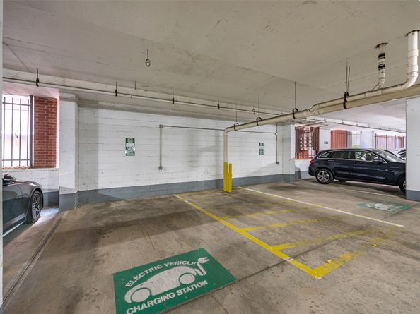 2400 Mccue Road 260, Houston TX 77056