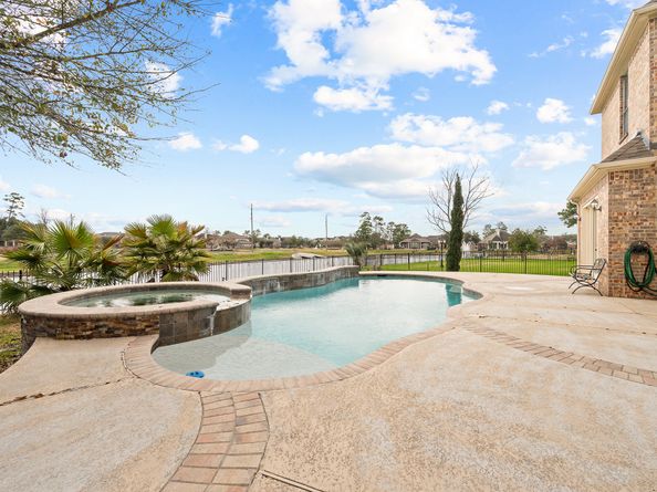 9710 Lansing Meadows Drive, Humble TX 77396