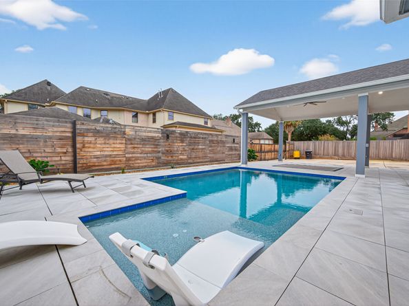 1411 Kelliwood Oaks Drive, Katy TX 77450