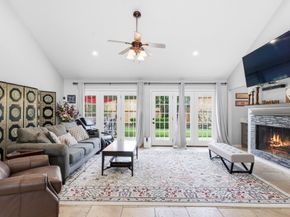 2 Wild Oak Circle, Houston TX 77055