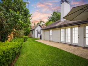 2 Wild Oak Circle, Houston TX 77055