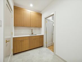 910 W 41st Street, Houston TX 77018