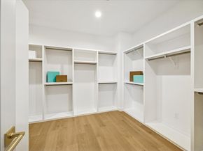 910 W 41st Street, Houston TX 77018