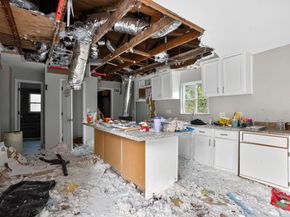 9621 Dogwood Lane, Houston TX 77365