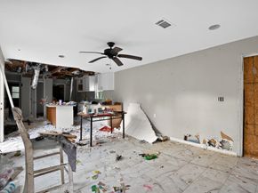 9621 Dogwood Lane, Houston TX 77365