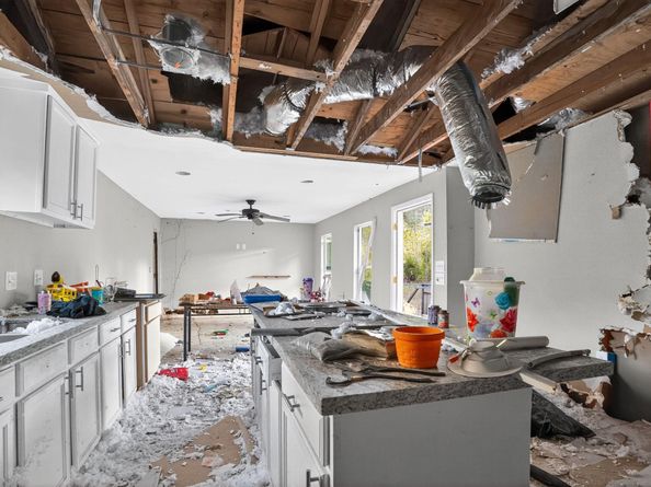 9621 Dogwood Lane, Houston TX 77365