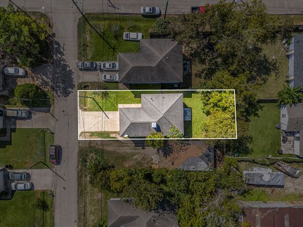 6418 England Street, Houston TX 77021