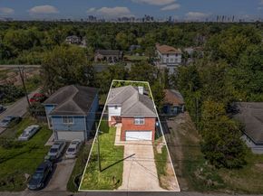 6418 England Street, Houston TX 77021