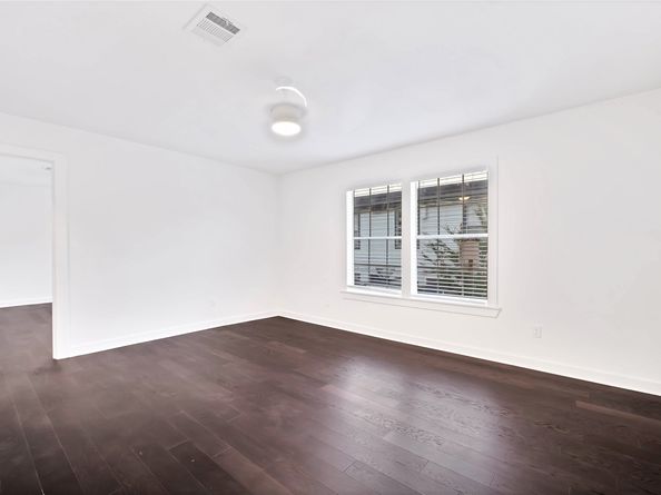 218 W 15th Street 15, Houston TX 77008