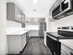 218 W 15th Street 15, Houston TX 77008