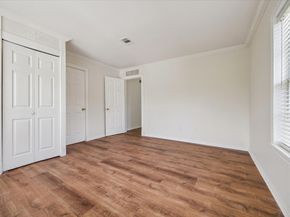 218 W 15th Street 15, Houston TX 77008