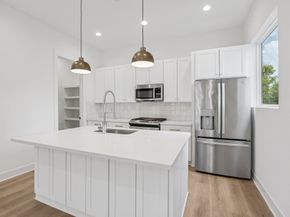 2826 Versailles Oak Lane, Houston TX 77092