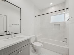 2826 Versailles Oak Lane, Houston TX 77092