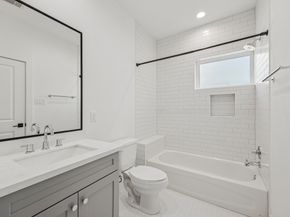 2826 Versailles Oak Lane, Houston TX 77092