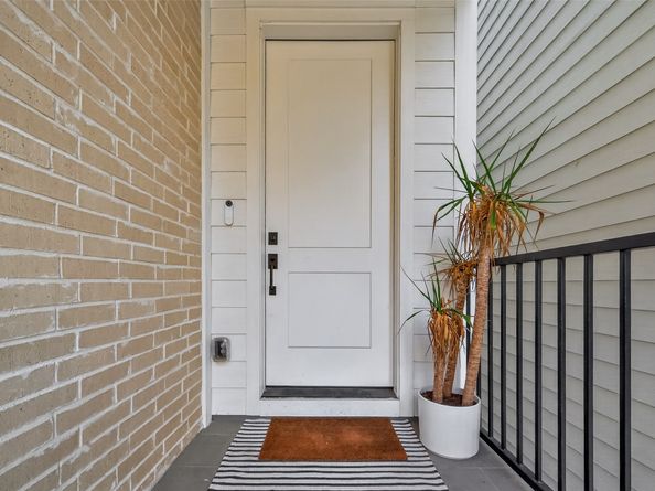 1243 W 23rd Street C, Houston TX 77008