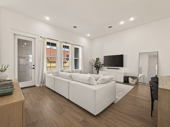 1243 W 23rd Street C, Houston TX 77008