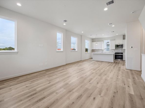 1808 Elysian Street, Houston TX 77026