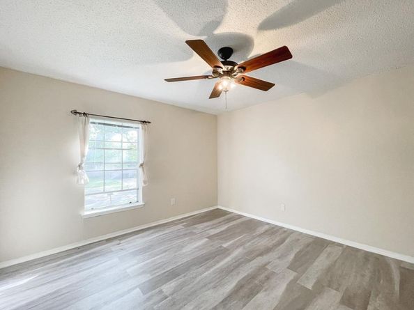 3423 Green Fields Drive, Sugar Land TX 77479