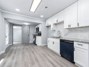 810 Clinton Park Street, Houston TX 77029