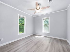 810 Clinton Park Street, Houston TX 77029