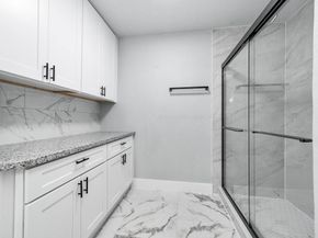 810 Clinton Park Street, Houston TX 77029