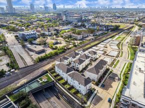 3073 Hicks Street, Houston TX 77007