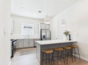 3073 Hicks Street, Houston TX 77007