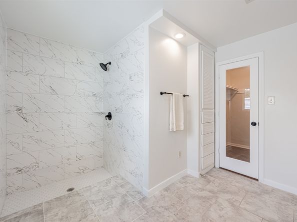 6215 Portal Drive, Houston TX 77096