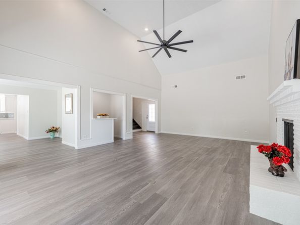 6215 Portal Drive, Houston TX 77096