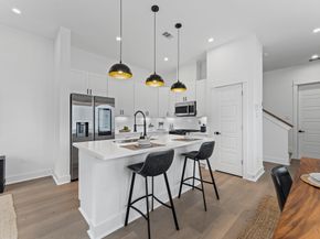 328 Neyland Street, Houston TX 77022