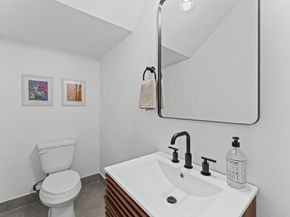 328 Neyland Street, Houston TX 77022