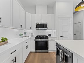 328 Neyland Street, Houston TX 77022