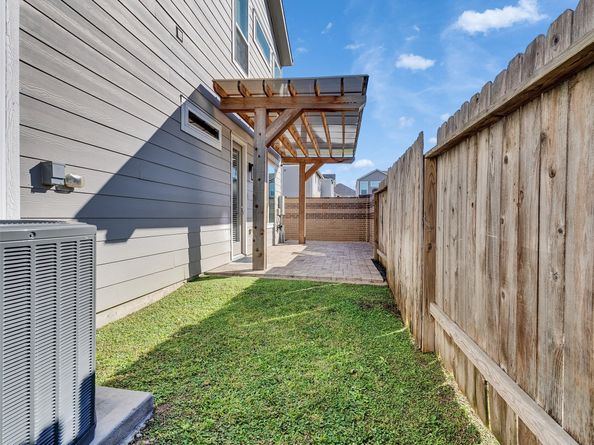 3203 Cache Crossing Drive, Houston TX 77080