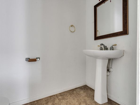 3902 Breaux Bridge Lane, Sugar Land TX 77479