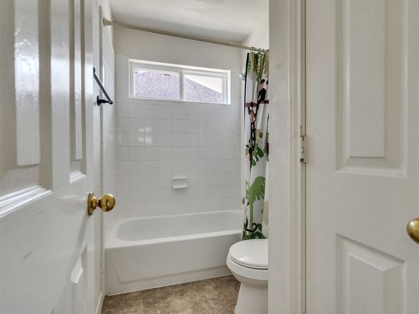 3902 Breaux Bridge Lane, Sugar Land TX 77479