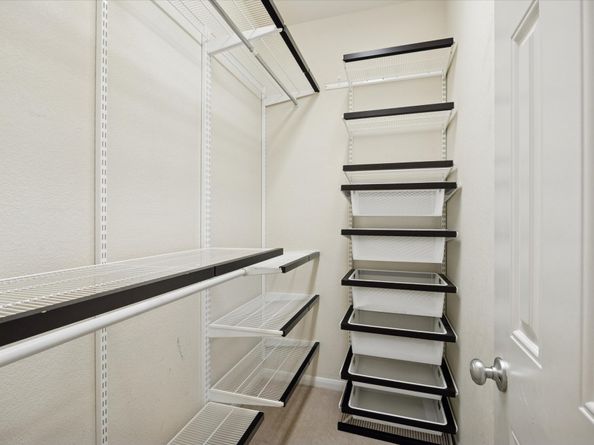 888 Fisher Street, Houston TX 77018