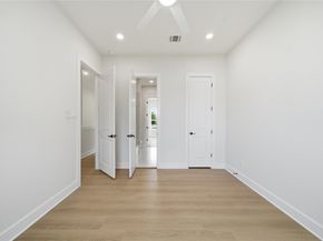 9419 C Montridge Lane, Houston TX 77080