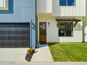 9419 C Montridge Lane, Houston TX 77080