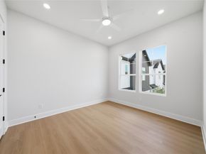 9419 C Montridge Lane, Houston TX 77080