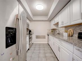 2818 S Bartell Drive 39, Houston TX 77054